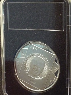 トランプコイン裏