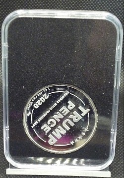 メラニア純銀コイン裏